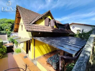 Casa com 3 Quartos à venda, 330m² no Quitandinha, Petrópolis
