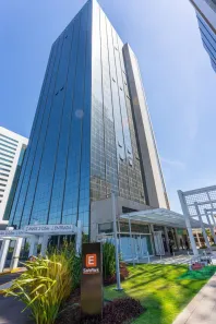 Ponto Comercial para alugar, 90m² no Menino Deus, Porto Alegre