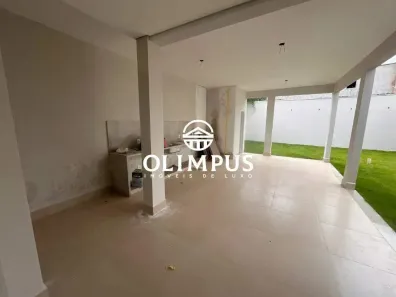 Casa com 4 Quartos à venda, 250m² no Vigilato Pereira, Uberlândia