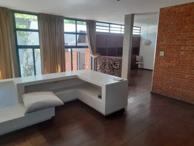 Casa com 3 Quartos à venda, 257m² no Vila Madalena, São Paulo