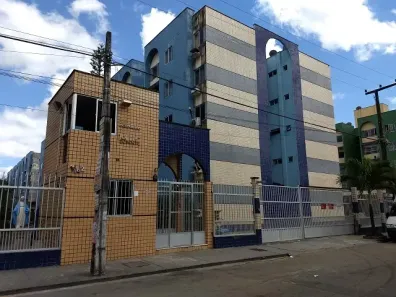 Apartamento com 3 Quartos para alugar, 65m² no Tabapuá, Caucaia