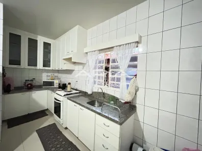 Casa com 3 Quartos à venda, 152m² no Jardim São Francisco de Assis, Londrina