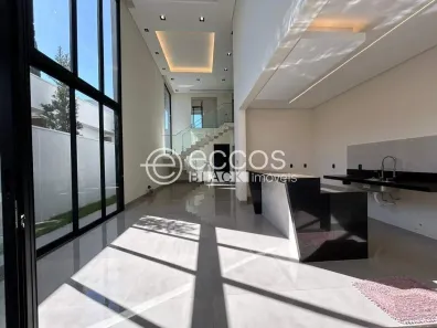 Casa de Condomínio com 4 Quartos à venda, 280m² no Jardim Botânico, Uberlândia