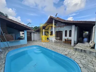 Casa de Condomínio com 3 Quartos à venda, 308m² no Estância São José, Peruíbe