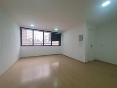Sala Comercial para alugar, 28m² no Vila Olímpia, São Paulo