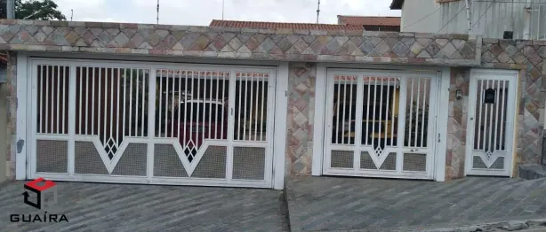 Sobrado com 5 Quartos à venda, 237m² no Vila Aquilino, Santo André