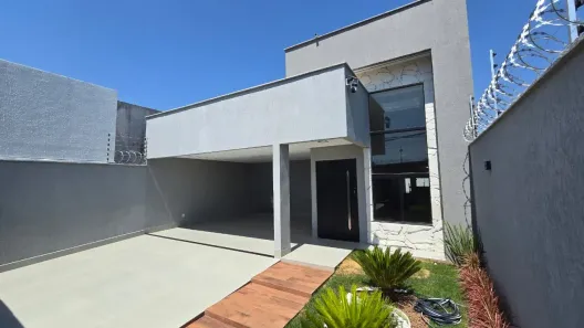 Casa com 3 Quartos à venda, 170m² no Sítios Santa Luzia, Aparecida de Goiânia