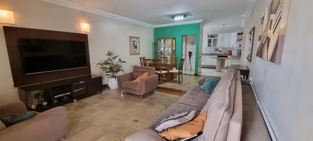 Sobrado com 3 Quartos à venda, 202m² no Vila Lemos, Campinas