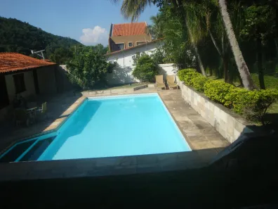 Casa de Condomínio com 6 Quartos à venda, 527m² no Camboinhas, Niterói