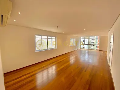 Apartamento com 3 Quartos à venda, 220m² no Cerqueira César, São Paulo