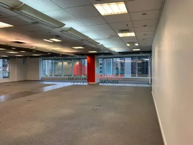 Sala Comercial para alugar, 253m² no Vila Olímpia, São Paulo