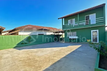 Casa com 3 Quartos à venda, 173m² no Jardim Beira-Mar, Peruíbe