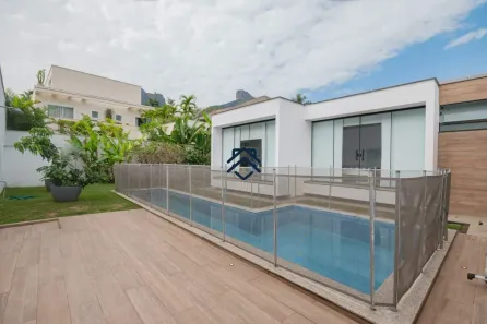 Casa com 4 Quartos à venda, 281m² no Itanhangá, Rio de Janeiro