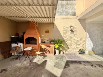Casa com 3 Quartos à venda, 393m² no Tauá, Rio de Janeiro