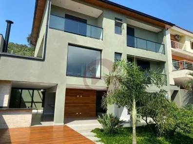 Sobrado com 4 Quartos à venda, 472m² no São Fernando Residência, Barueri