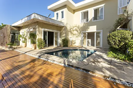 Casa com 4 Quartos à venda, 750m² no Jardim Guedala, São Paulo