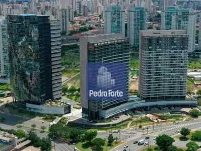 Sala Comercial para alugar, 398m² no Parque Industrial Tomas Edson, São Paulo