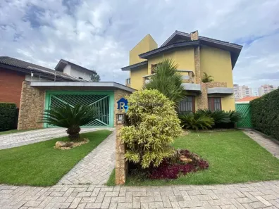 Sobrado com 4 Quartos à venda, 500m² no Parque dos Príncipes, São Paulo