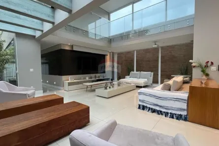 Casa com 4 Quartos à venda, 400m² no Jardim Las Palmas, Guarujá