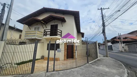 Casa com 3 Quartos para alugar, 250m² no Jardim das Indústrias, São José dos Campos