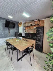 Casa com 3 Quartos à venda, 180m² no Setor Garavelo, Goiânia