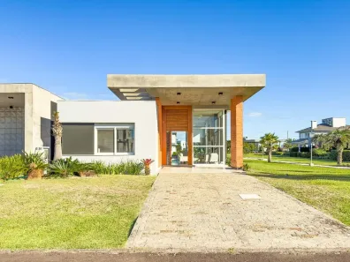 Casa com 4 Quartos à venda, 212m² no XANGRI-LÁ, Xangri-lá