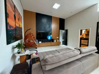 Casa de Condomínio com 3 Quartos à venda, 200m² no Jardim Botânico, Uberlândia