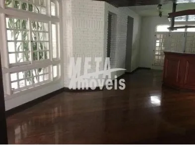 Casa com 4 Quartos à venda, 350m² no Centro, Campos dos Goytacazes