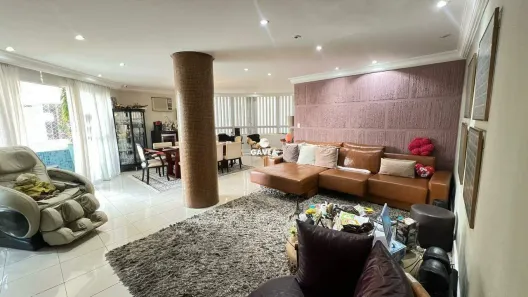 Apartamento com 3 Quartos para alugar, 204m² no Pompéia, Santos