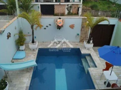 Casa com 4 Quartos à venda, 200m² no Jardim Casablanca, Peruíbe