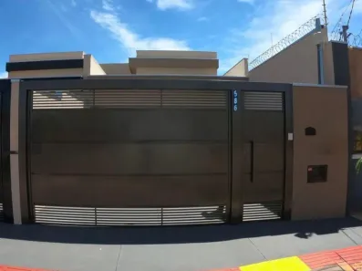 Casa com 3 Quartos à venda, 112m² no Jardim Tijuca, Campo Grande