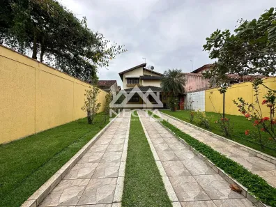 Sobrado com 3 Quartos à venda, 156m² no Martim de Sá, Caraguatatuba