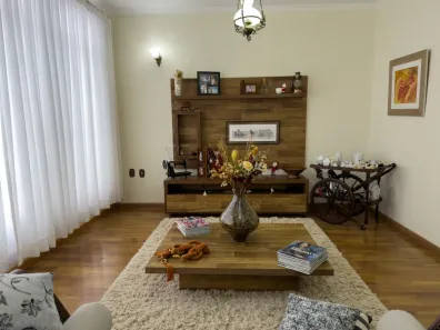 Casa com 3 Quartos à venda, 239m² no Jardim Satélite, São José dos Campos