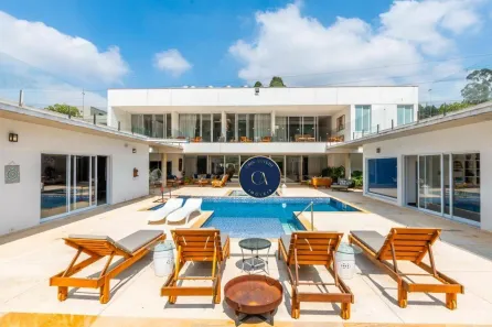 Casa de Condomínio com 4 Quartos à venda, 1500m² no Tamboré, Barueri
