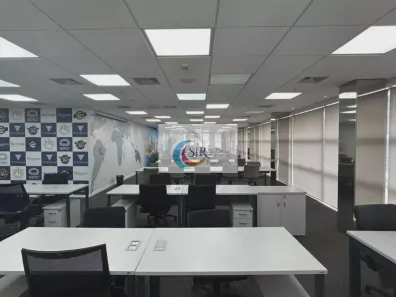 Sala Comercial para alugar, 200m² no Vila Olímpia, São Paulo