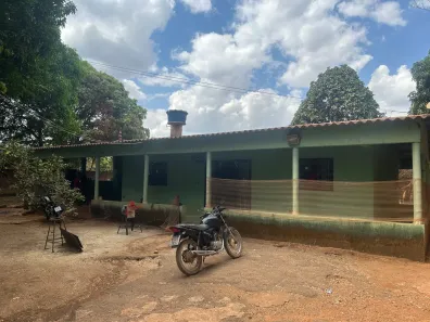 Fazenda/Sítio com 5 Quartos à venda, 5000m² no Vila São José, Brasília