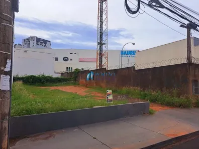 Lote/Terreno à venda, 242m² no Vila Regina, Bauru