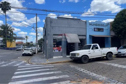 Sala Comercial à venda, 121m² no Centro, Tatuí
