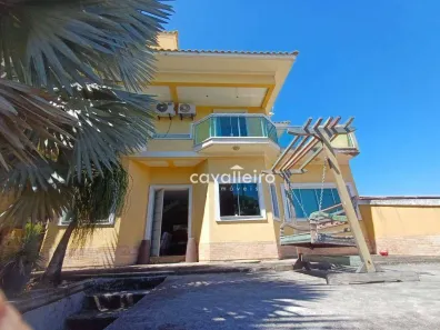 Casa de Condomínio com 3 Quartos à venda, 250m² no Flamengo, Maricá