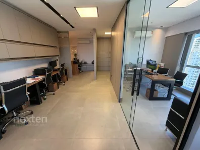 Sala Comercial à venda, 72m² no Parque Residencial Aquarius, São José dos Campos