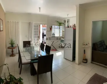 Casa com 2 Quartos à venda, 75m² no Residencial Santa Paula, Jacareí