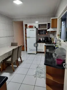 Sobrado com 3 Quartos à venda, 250m² no Mogi Moderno, Mogi das Cruzes