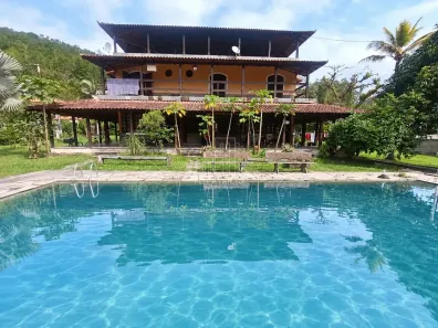 Fazenda/Sítio com 5 Quartos à venda, 500m² no Cadetes Fabres, Guapimirim