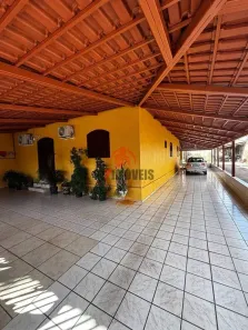 Casa com 3 Quartos à venda, 188m² no Vila Jardim Pompéia, Goiânia