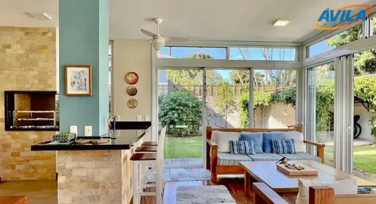 Casa com 4 Quartos à venda, 265m² no Lagoa da Conceição, Florianópolis