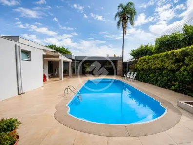 Casa com 6 Quartos à venda, 490m² no Jardim Brasília, Araçatuba