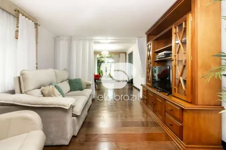 Casa com 3 Quartos para alugar, 335m² no Jardim Franca, São Paulo
