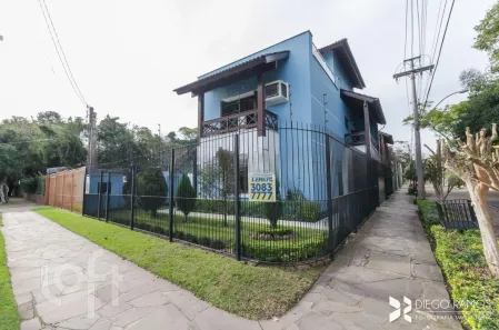 Casa com 3 Quartos à venda, 248m² no Ipanema, Porto Alegre