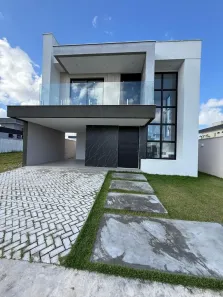 Sobrado com 4 Quartos para alugar, 243m² no Jardim Limoeiro, Camaçari