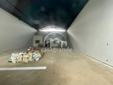 Galpão/Depósito/Armazém para alugar, 240m² no Nossa Senhora Aparecida, Uberlândia